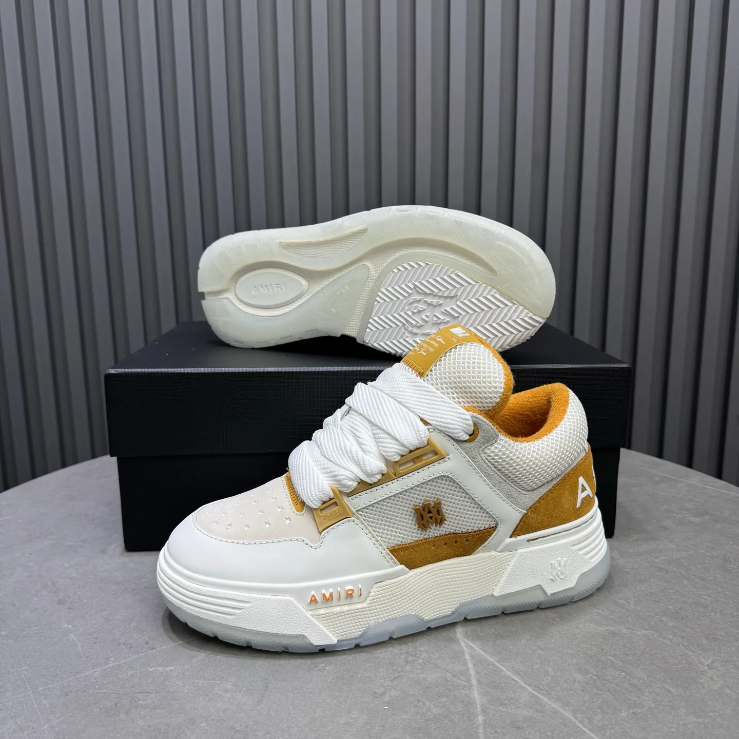 Men's shoes 💰660💰 AMIRI AMIRI trendy brand hot sale 🔥 Available all year round, couples 💑 Official website synchronization Imported fabrics 1⃣️ vs 1⃣️ replica, original factory special original sole, 35-45 (45. non-refundable)
